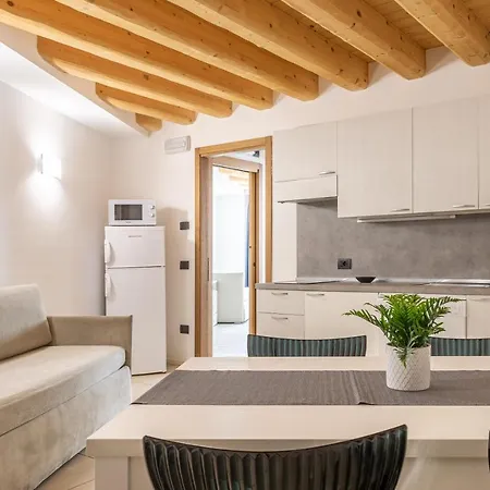 Garibaldi 아파트호텔