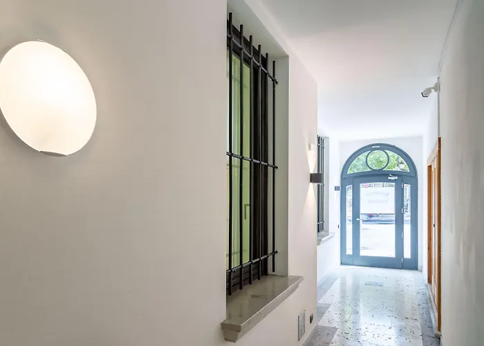 Garibaldi Aparthotel 3*